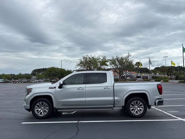 2022 Quicksilver Metallic GMC Sierra 1500 Denali 4X4 Truck
