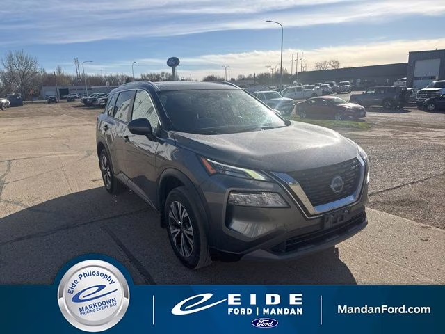 2022 Gun Metallic Nissan Rogue SV AWD SUV