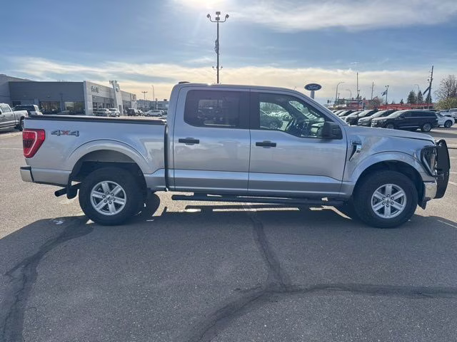 2023 Iconic Silver Metallic Ford F-150 XLT 4X4 Truck
