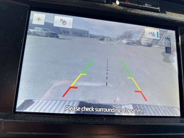 2023 Iconic Silver Metallic Ford F-150 XLT 4X4 Truck