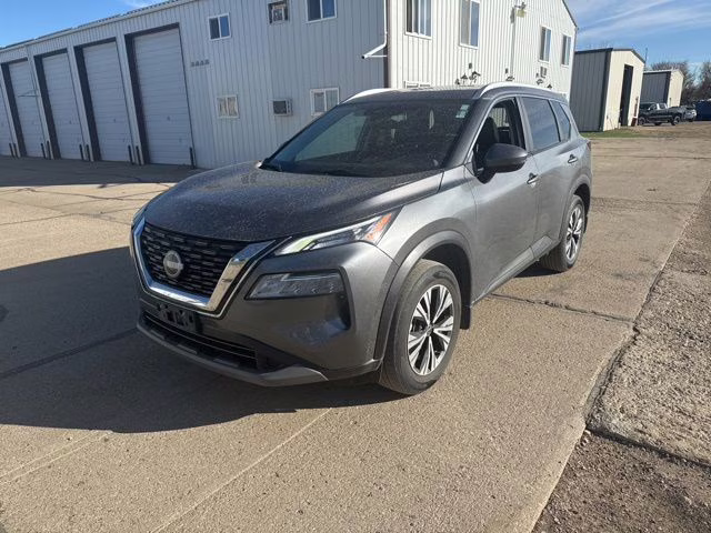 2022 Gun Metallic Nissan Rogue SV AWD SUV
