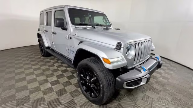 2023 Silver Zynith Clearcoat Jeep Wrangler Sahara 4xe 4X4 SUV
