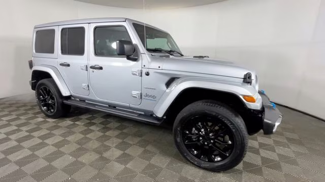 2023 Silver Zynith Clearcoat Jeep Wrangler Sahara 4xe 4X4 SUV