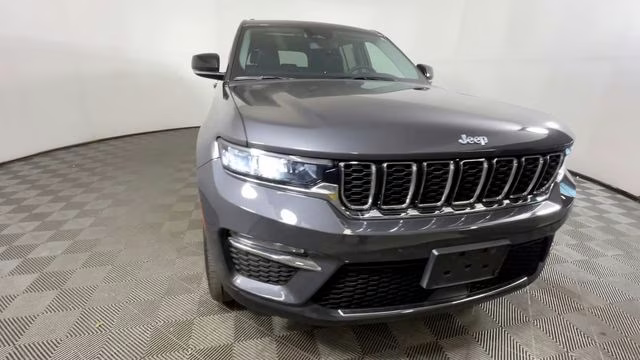 2023 Baltic Gray Metallic Clearcoat Jeep Grand Cherokee 4xe 4X4 SUV