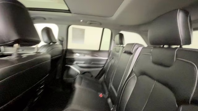 2023 Baltic Gray Metallic Clearcoat Jeep Grand Cherokee 4xe 4X4 SUV
