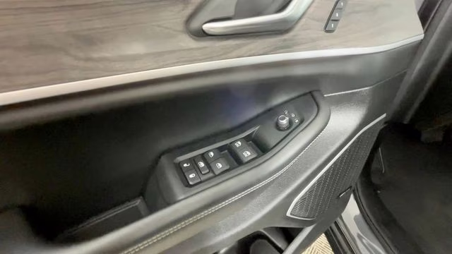 2023 Baltic Gray Metallic Clearcoat Jeep Grand Cherokee 4xe 4X4 SUV
