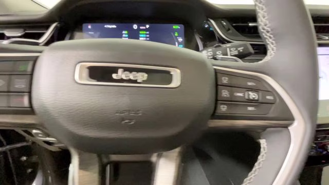 2023 Baltic Gray Metallic Clearcoat Jeep Grand Cherokee 4xe 4X4 SUV