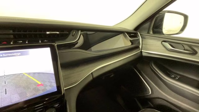 2023 Baltic Gray Metallic Clearcoat Jeep Grand Cherokee 4xe 4X4 SUV