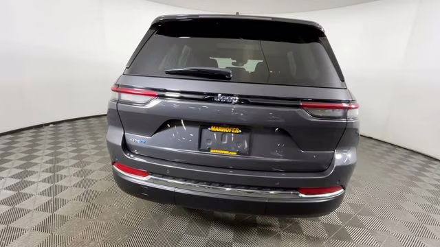 2023 Baltic Gray Metallic Clearcoat Jeep Grand Cherokee 4xe 4X4 SUV