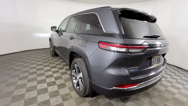 2023 Baltic Gray Metallic Clearcoat Jeep Grand Cherokee 4xe 4X4 SUV