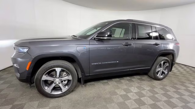 2023 Baltic Gray Metallic Clearcoat Jeep Grand Cherokee 4xe 4X4 SUV