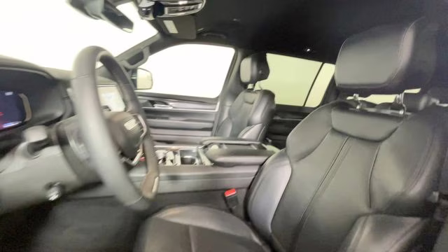 2022 Diamond Black Crystal Pearlcoat Jeep Wagoneer Series I 4X4 SUV