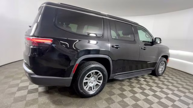 2022 Diamond Black Crystal Pearlcoat Jeep Wagoneer Series I 4X4 SUV
