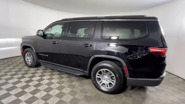 2022 Diamond Black Crystal Pearlcoat Jeep Wagoneer Series I 4X4 SUV