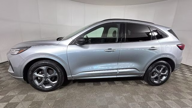 2023 rock metallic Ford Escape ST-Line AWD SUV