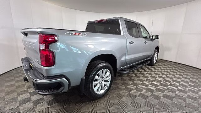 2024 Sterling Gray Metallic Chevrolet Silverado 1500 Custom 4X4 Truck