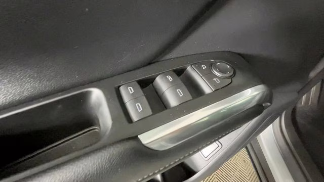 2024 Sterling Gray Metallic Chevrolet Traverse LT FWD SUV