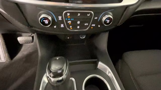 2020 Mosaic Black Metallic Chevrolet Traverse LT AWD SUV