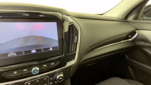 2020 Mosaic Black Metallic Chevrolet Traverse LT AWD SUV