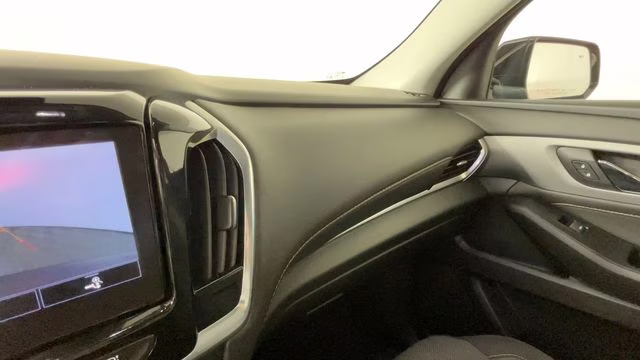 2020 Mosaic Black Metallic Chevrolet Traverse LT AWD SUV