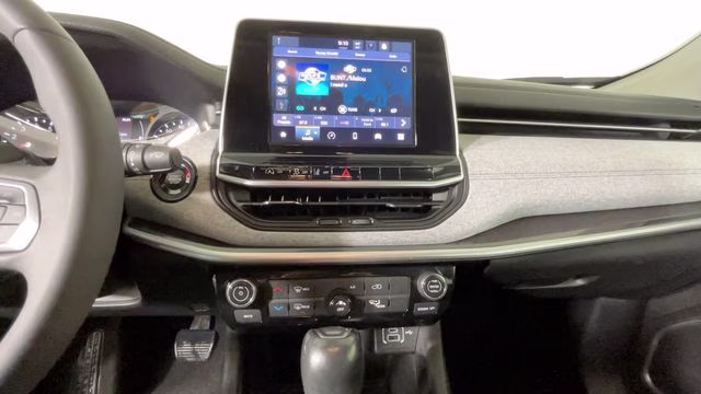 2022 Diamond Black Crystal Pearlcoat Jeep Compass Latitude 4X4 SUV