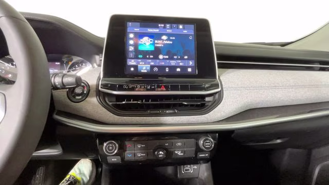2022 Diamond Black Crystal Pearlcoat Jeep Compass Latitude 4X4 SUV