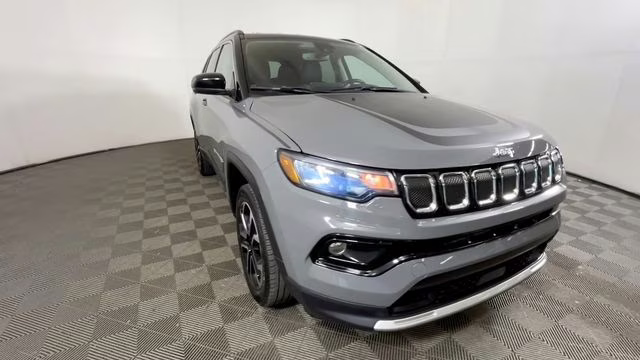 2022 Sting-Gray Clearcoat Jeep Compass Limited 4X4 SUV