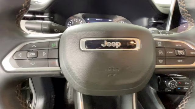 2022 Sting-Gray Clearcoat Jeep Compass Limited 4X4 SUV