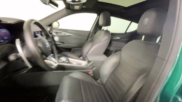 2024 Verde Fangio Tri-Coat Alfa Romeo Tonale Veloce AWD SUV