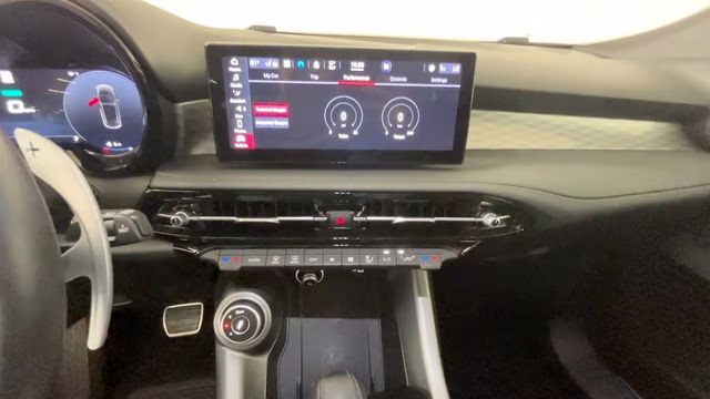 2024 Verde Fangio Tri-Coat Alfa Romeo Tonale Veloce AWD SUV