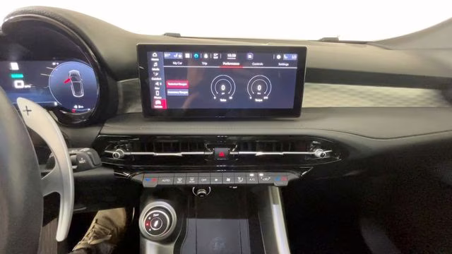 2024 Verde Fangio Tri-Coat Alfa Romeo Tonale Veloce AWD SUV