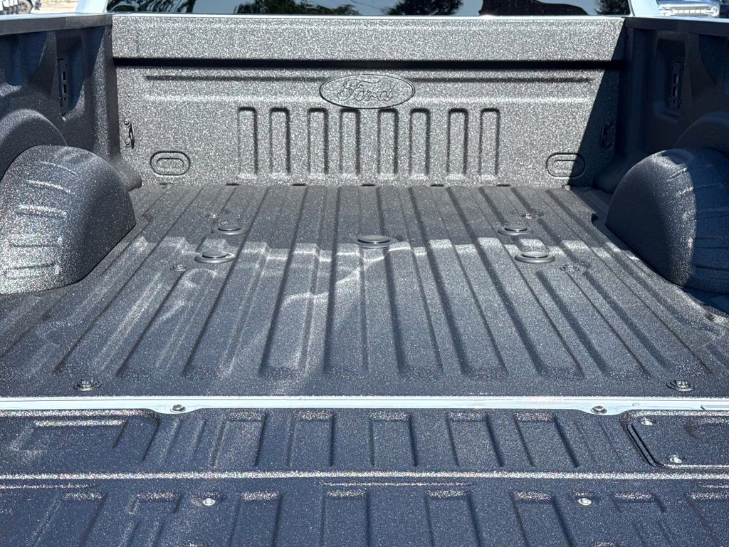 2026 Glacier Gray Metallic Tri-Coat Ford Super Duty F-250 SRW Lariat 4X4 Truck