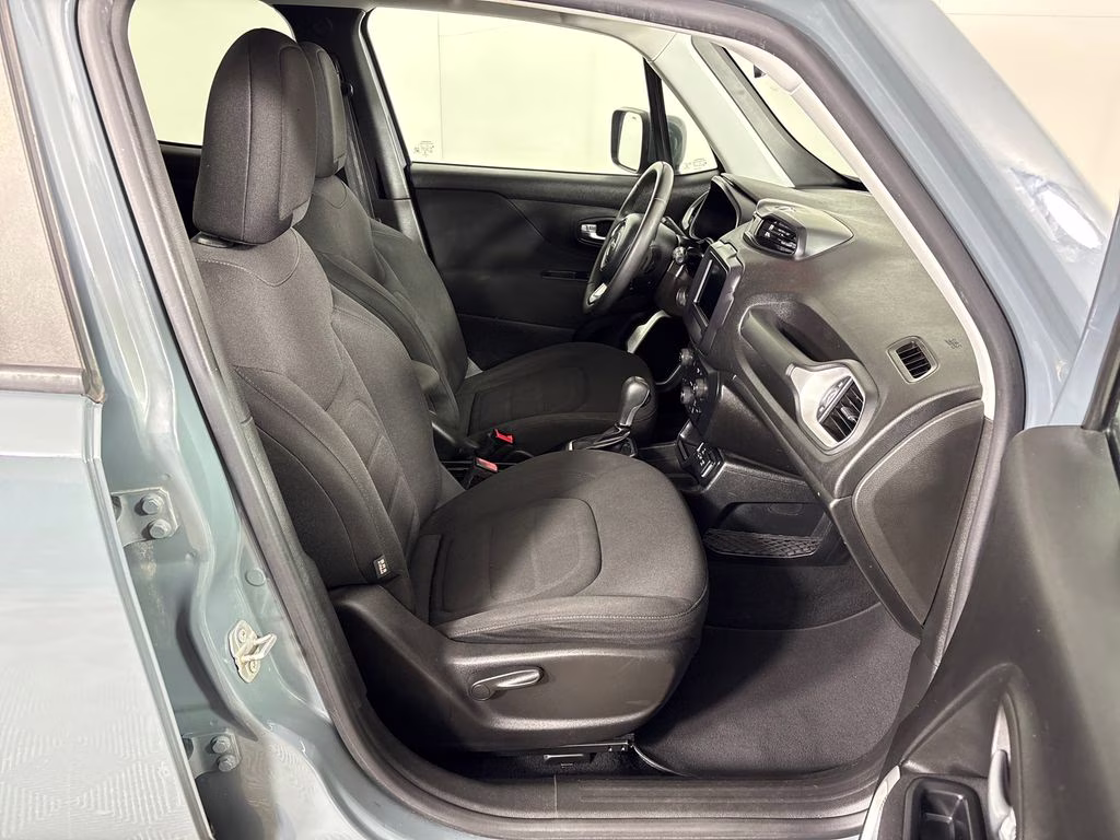 2018 Anvil Jeep Renegade Latitude FWD SUV