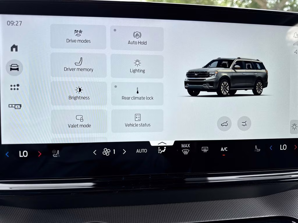 2026 Agate Black Metallic Ford Expedition Active RWD SUV