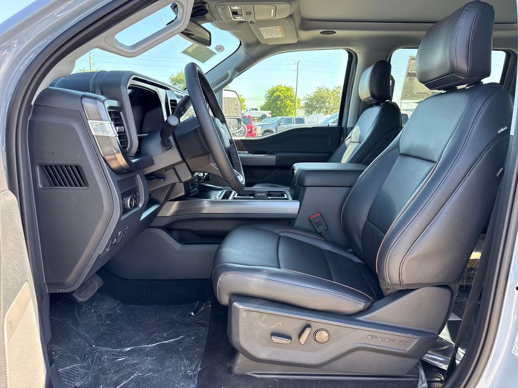 2026 Glacier Gray Metallic Tri-Coat Ford Super Duty F-250 SRW Lariat 4X4 Truck