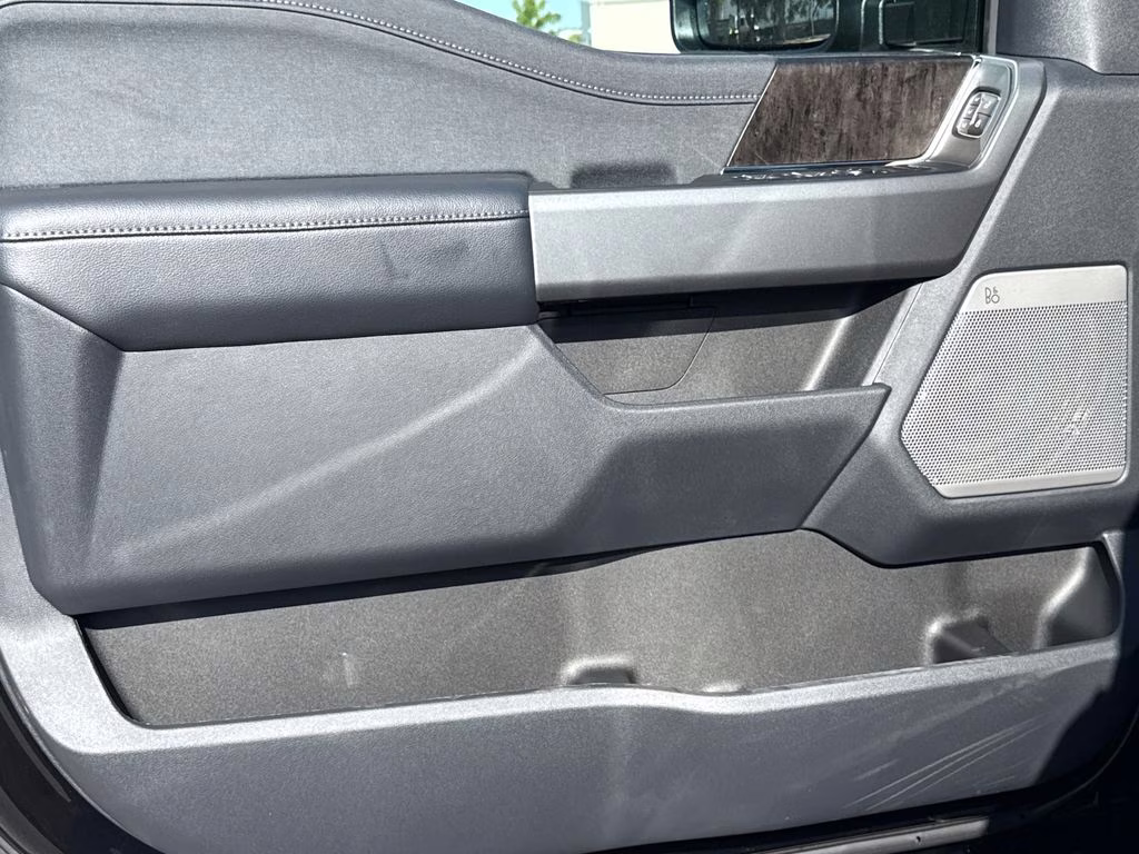 2026 Agate Black Metallic Ford Super Duty F-250 SRW Lariat 4X4 Truck