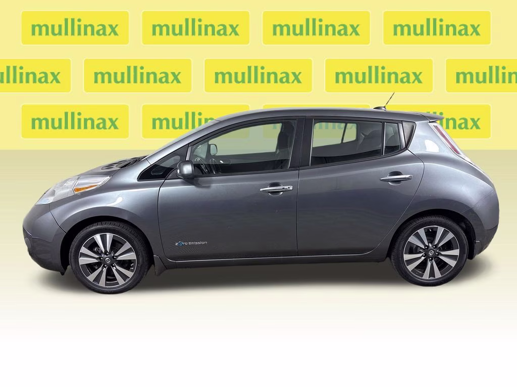 2016 Gun Metallic Nissan LEAF SV FWD Hatchback