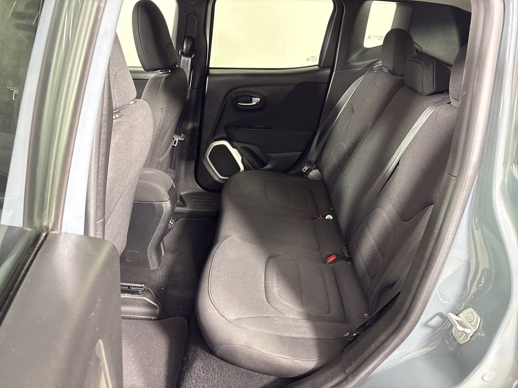 2018 Anvil Jeep Renegade Latitude FWD SUV