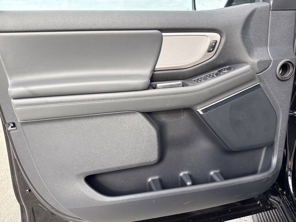 2026 Agate Black Metallic Ford Expedition Active RWD SUV