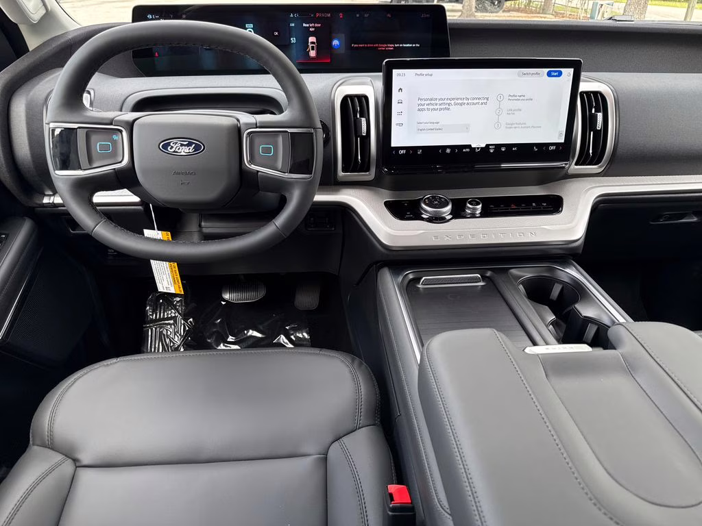 2026 Agate Black Metallic Ford Expedition Active RWD SUV