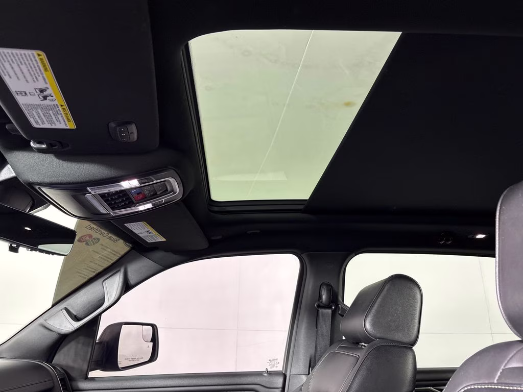 2023 Diamond Black Crystal Pearlcoat Ram 1500 Rebel 4X4 Truck