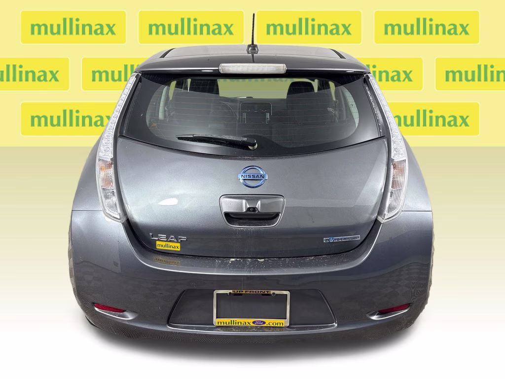 2016 Gun Metallic Nissan LEAF SV FWD Hatchback