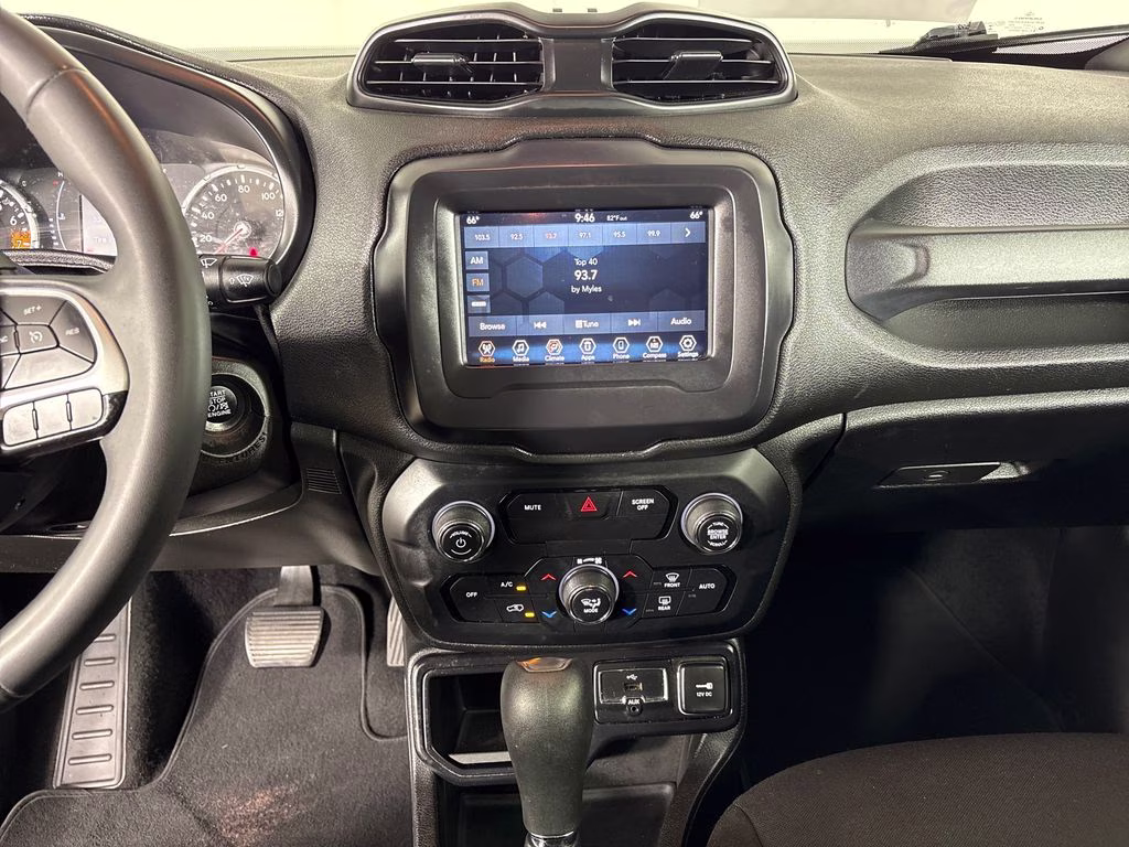 2018 Anvil Jeep Renegade Latitude FWD SUV