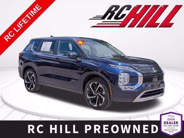 2024 Cosmic Blue Metallic Mitsubishi Outlander SE FWD SUV