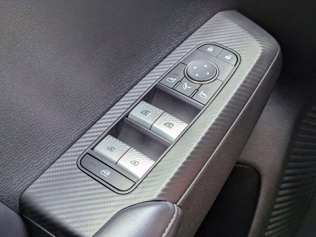 2024 Cosmic Blue Metallic Mitsubishi Outlander SE FWD SUV