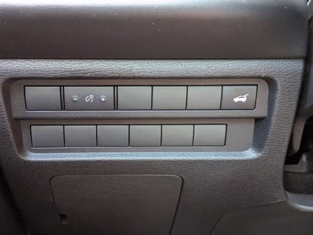2024 Cosmic Blue Metallic Mitsubishi Outlander SE FWD SUV