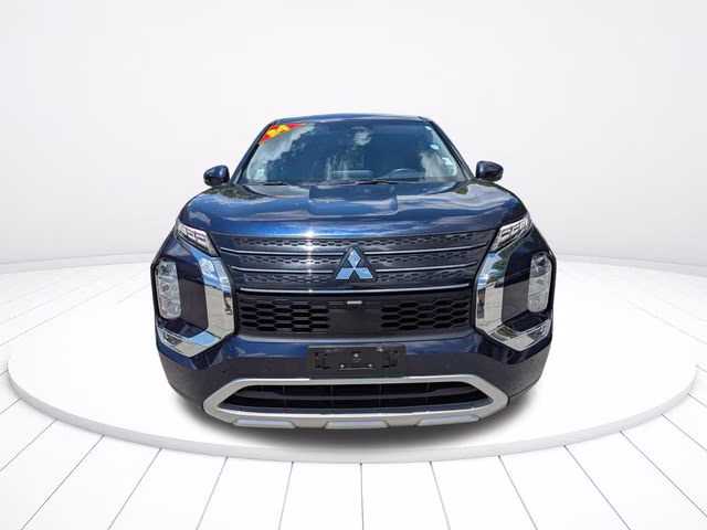 2024 Cosmic Blue Metallic Mitsubishi Outlander SE FWD SUV