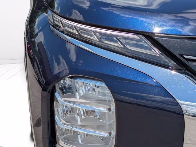 2024 Cosmic Blue Metallic Mitsubishi Outlander SE FWD SUV