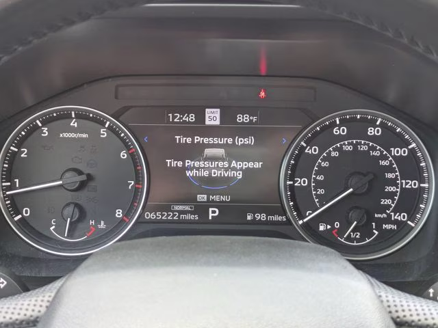 2024 Cosmic Blue Metallic Mitsubishi Outlander SE FWD SUV