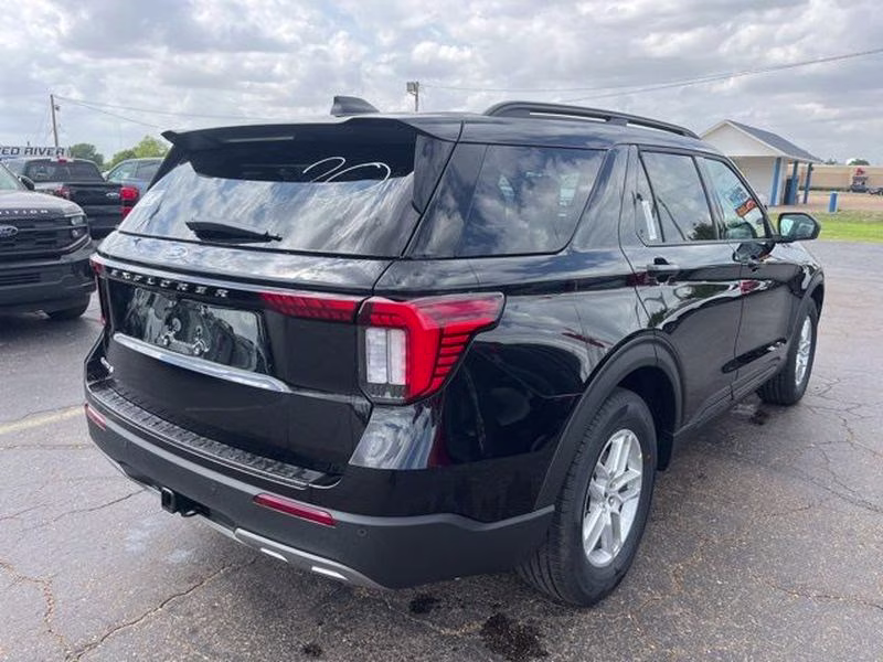 2026 Agate Black Metallic Ford Explorer Active w/200A Pkg RWD SUV